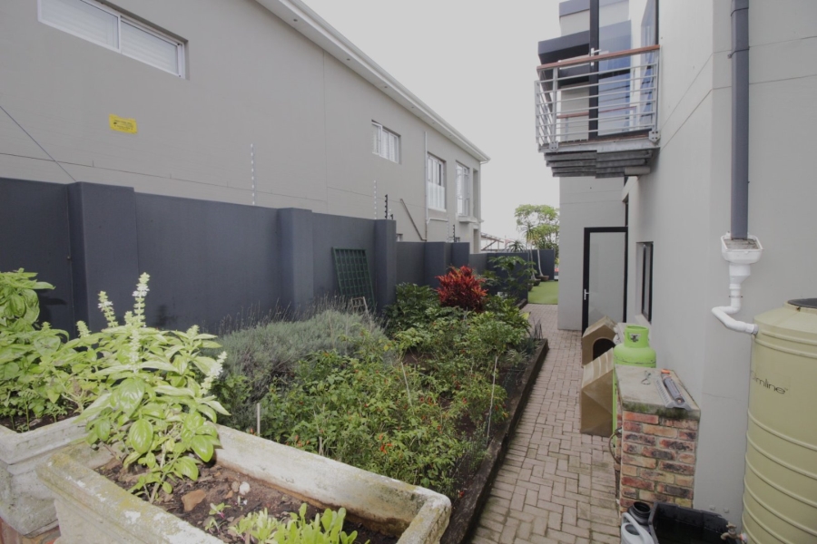5 Bedroom Property for Sale in Humerail Eastern Cape